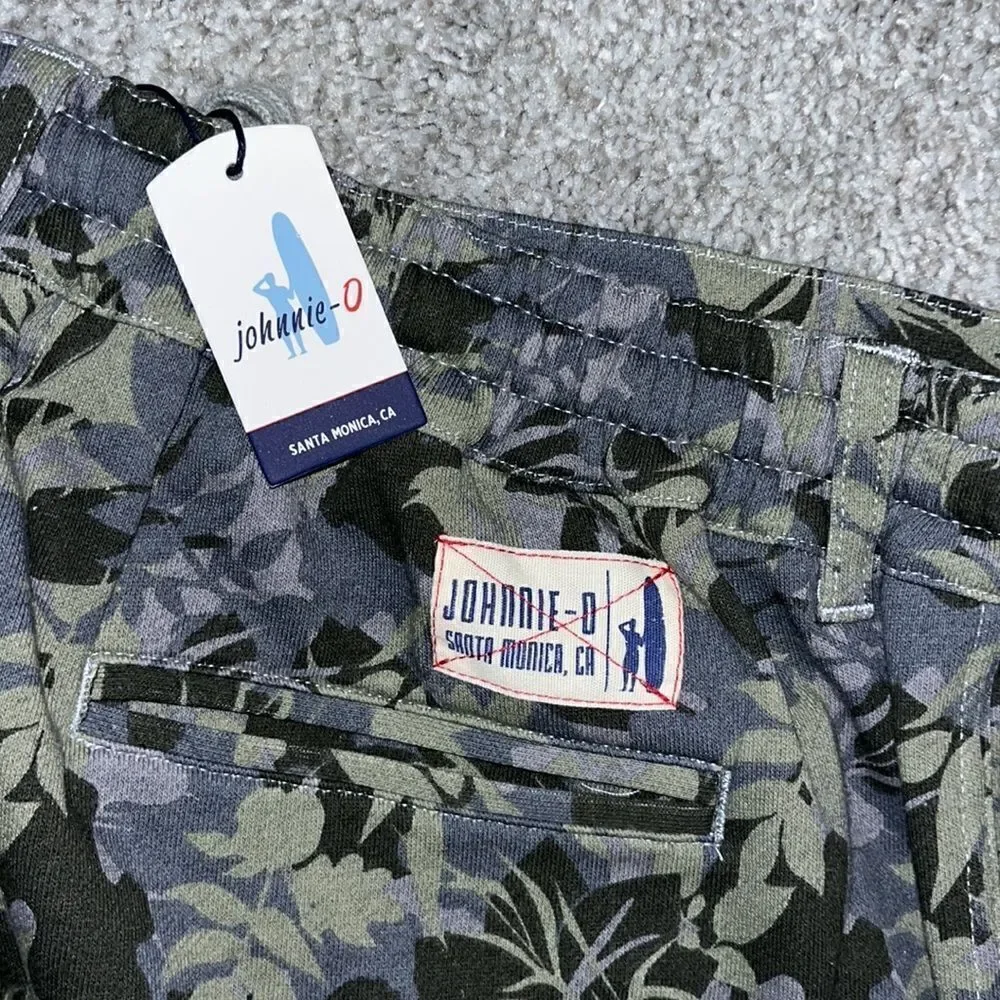 New Johnnie-O Fleece Terry cotton poly Jungle Lounger Cargo Camouflage shorts M